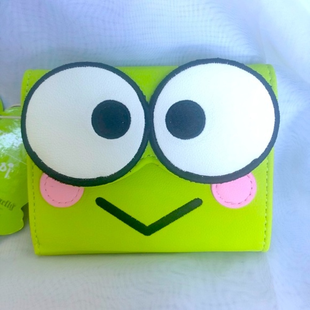 - Keroppi Loungeflu wallet
